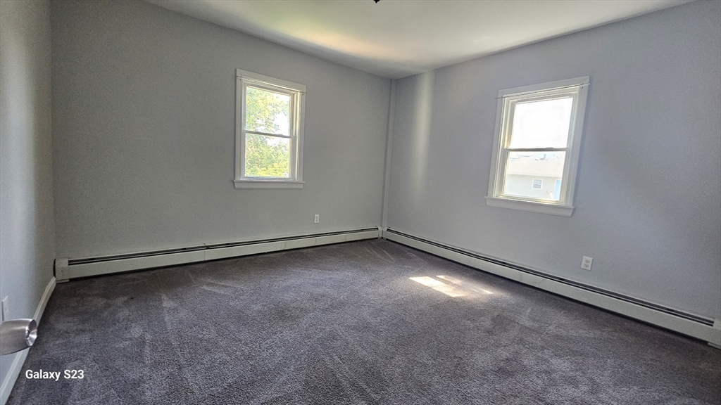 48 Watson St Property Photo 19