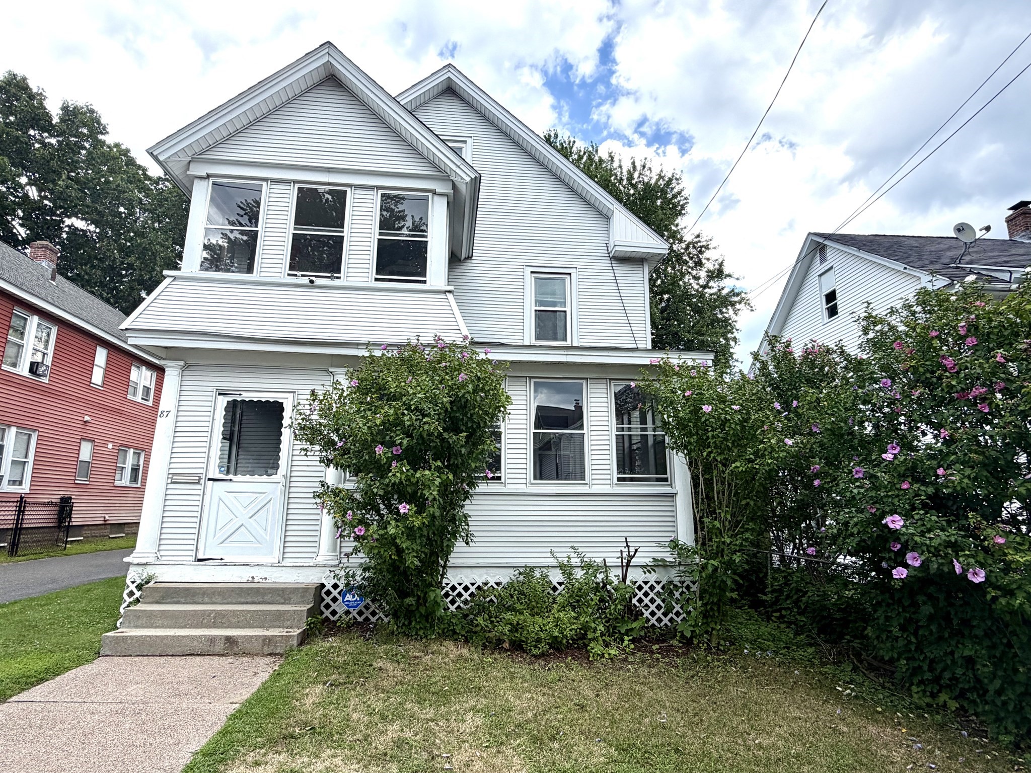 87 Hamburg Property Photo 1