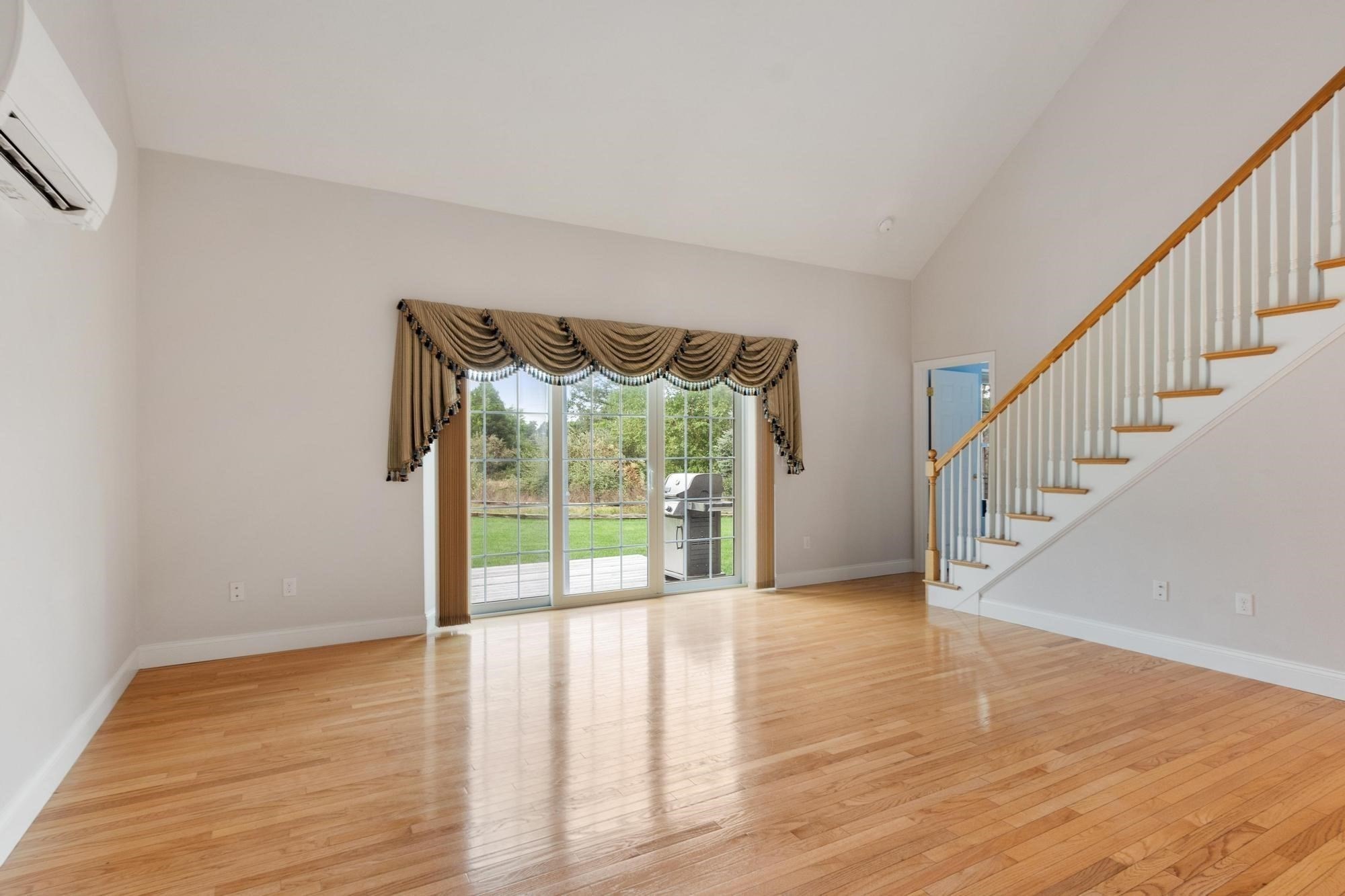 2 Adams Cir (devens) Property Photo 6