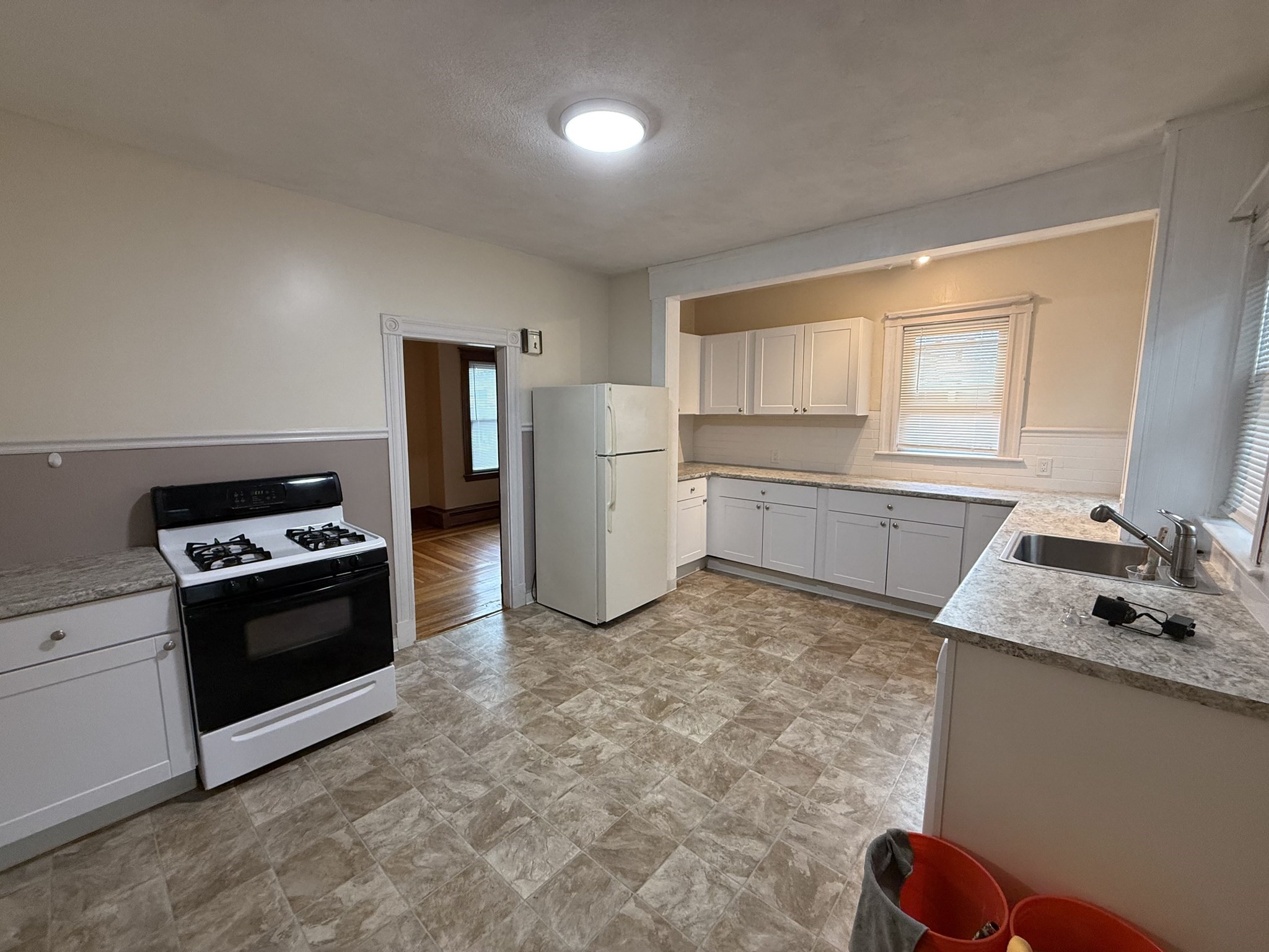 29 1/2 Taylor St. # 2 Property Photo 7