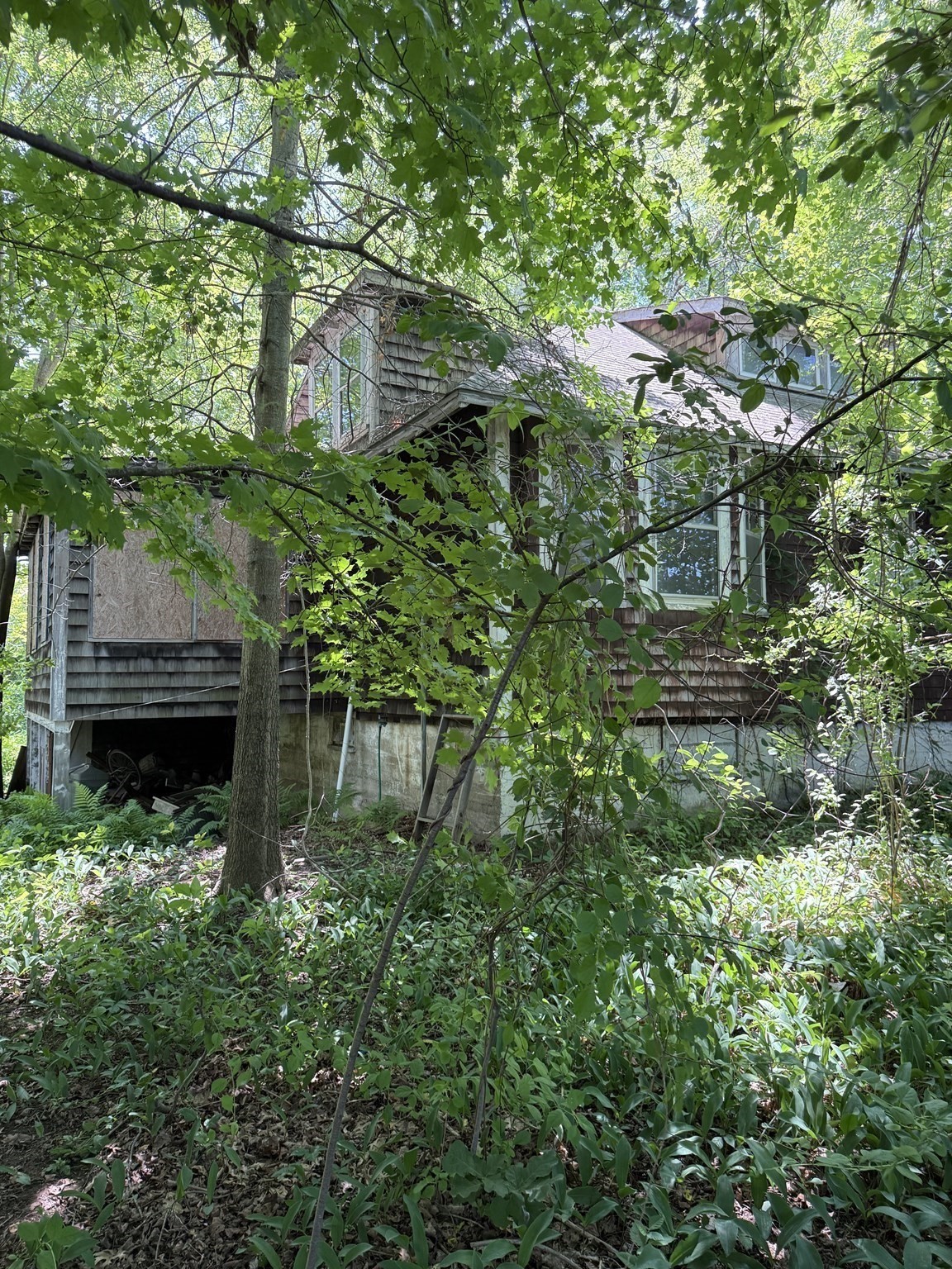 78 East Main St Property Photo 5
