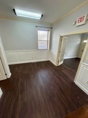 609 Newport Ave Property Photo 5