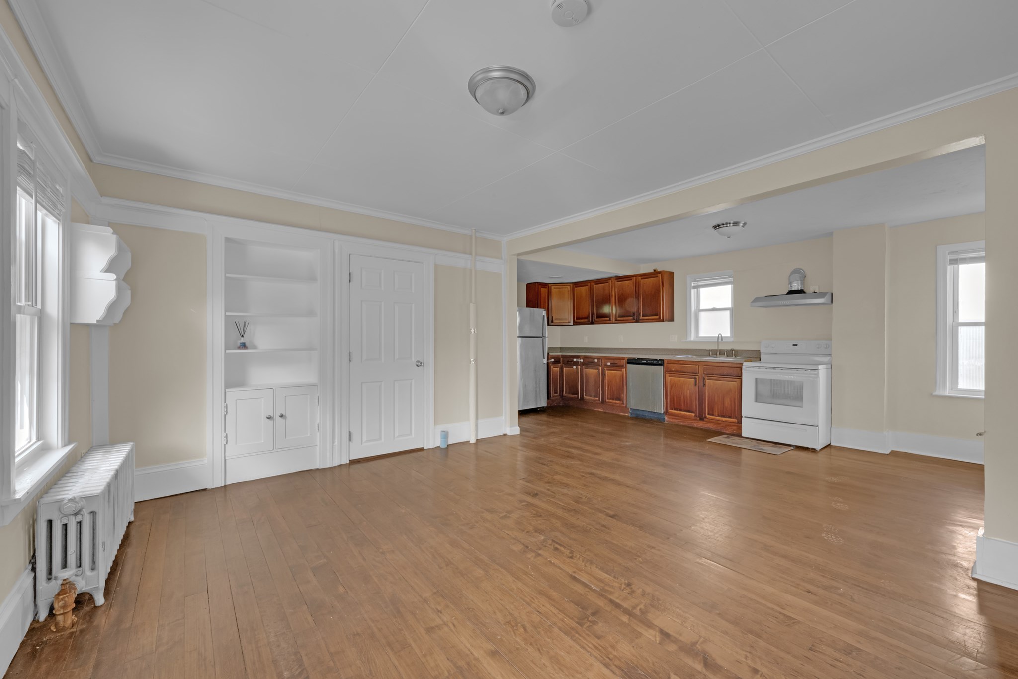 139 Endicott St Property Photo 5