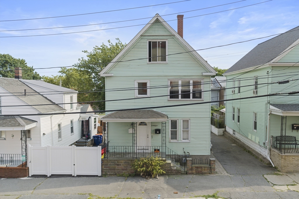24 Belleville Rd Property Photo 1