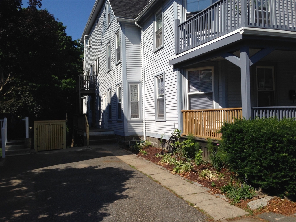 41 Central Street Property Photo 1