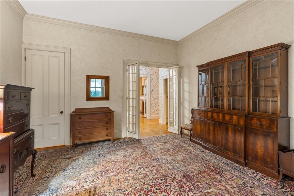40 Columbus St Property Photo 5