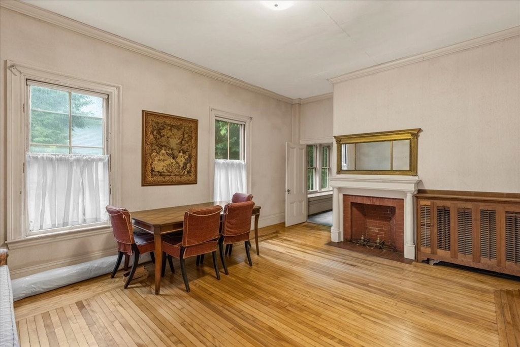 40 Columbus St Property Photo 9
