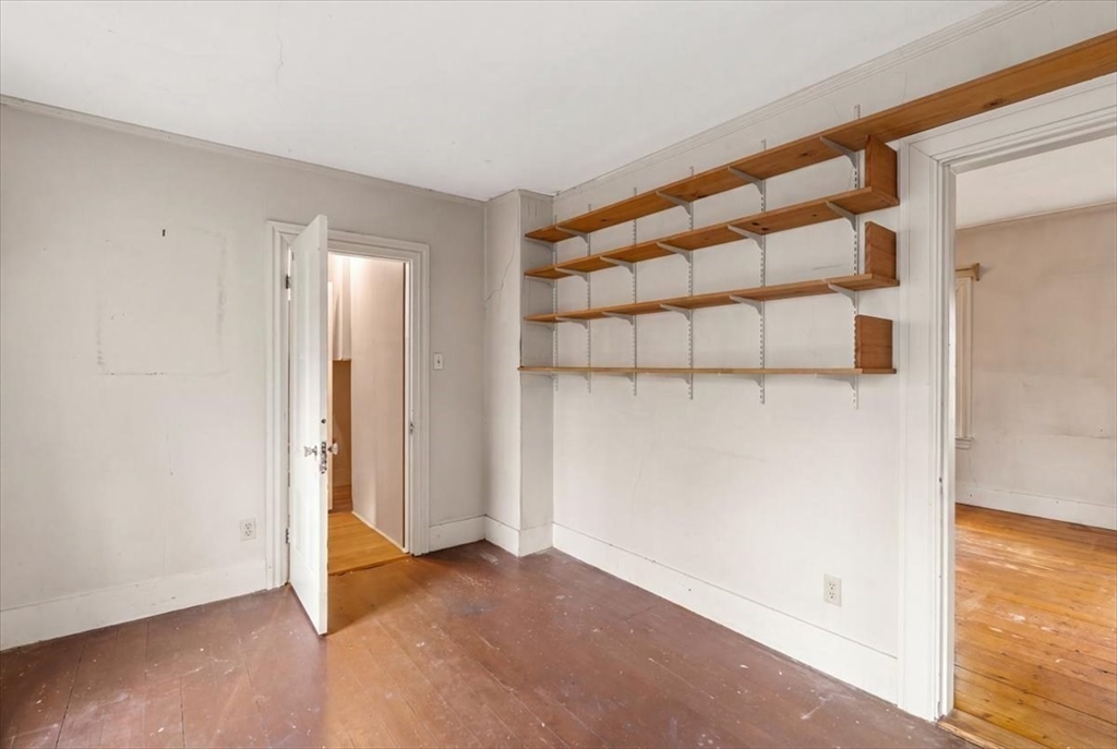 40 Columbus St Property Photo 25