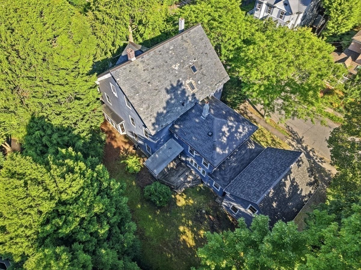 40 Columbus St Property Photo 36