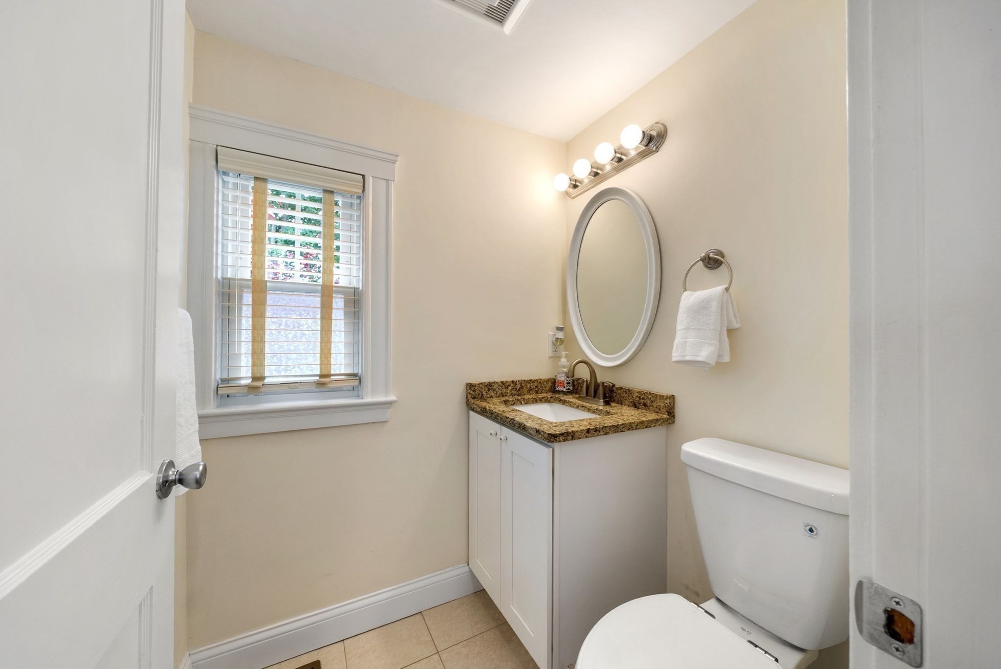 40 Ansonia Road Property Photo 16