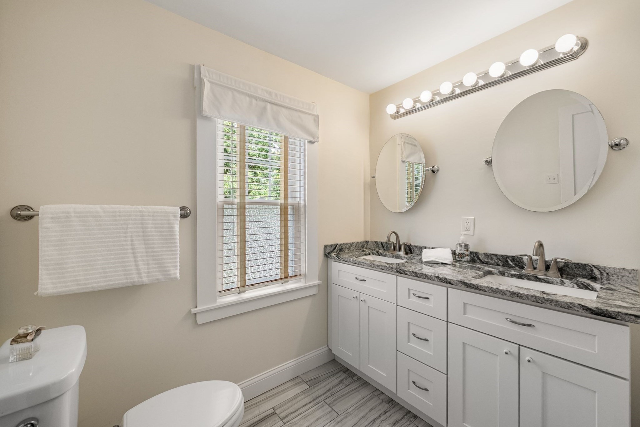 40 Ansonia Road Property Photo 21