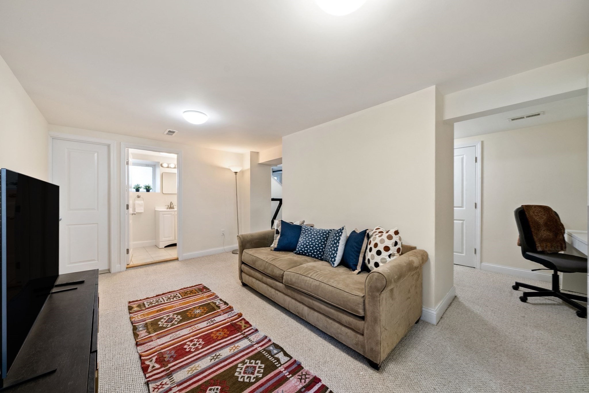 40 Ansonia Road Property Photo 31