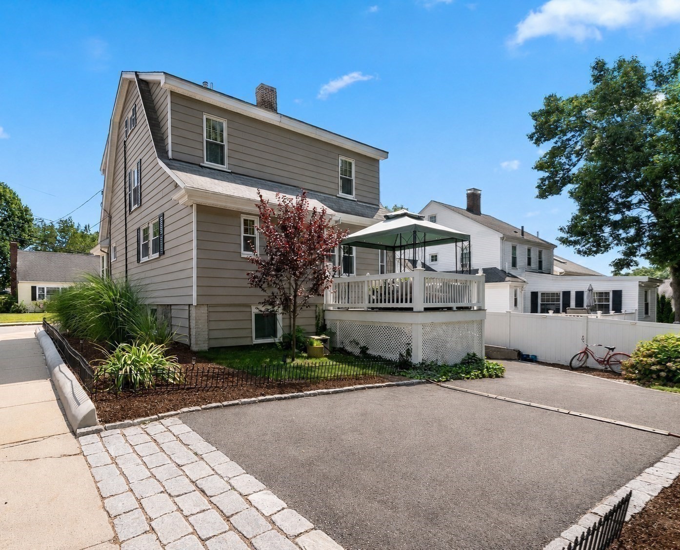 40 Ansonia Road Property Photo 39