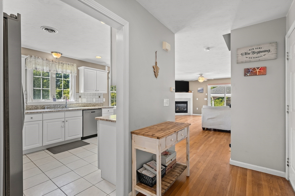 60 West Street # 60 Property Photo 15