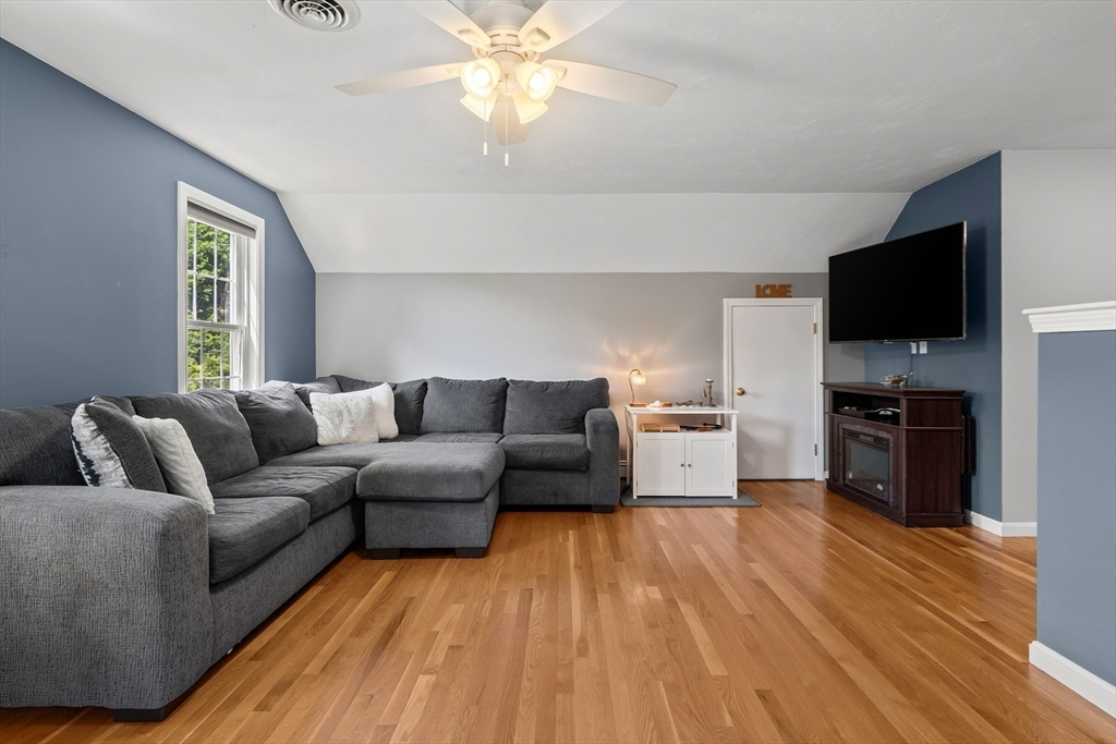 60 West Street # 60 Property Photo 24