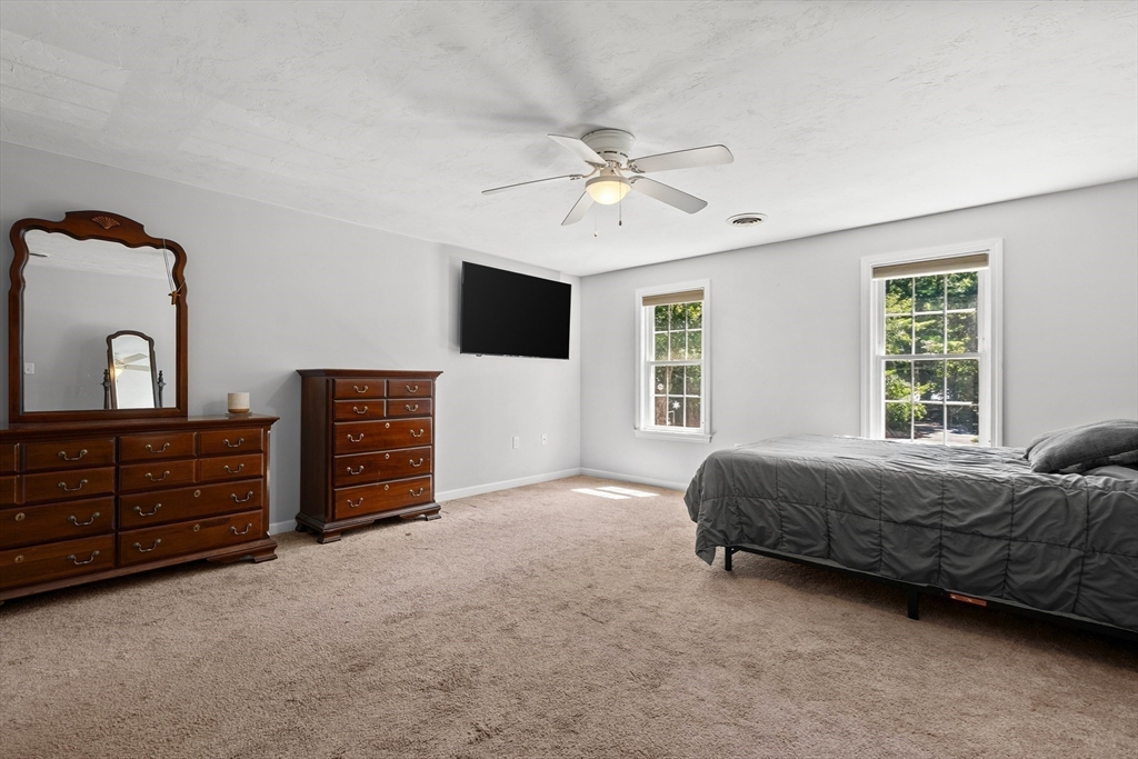60 West Street # 60 Property Photo 25