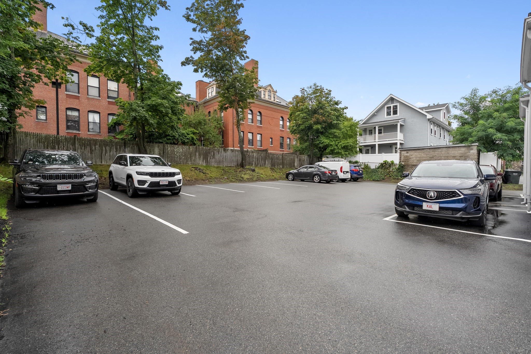 1074 Massachusetts Ave Property Photo 29
