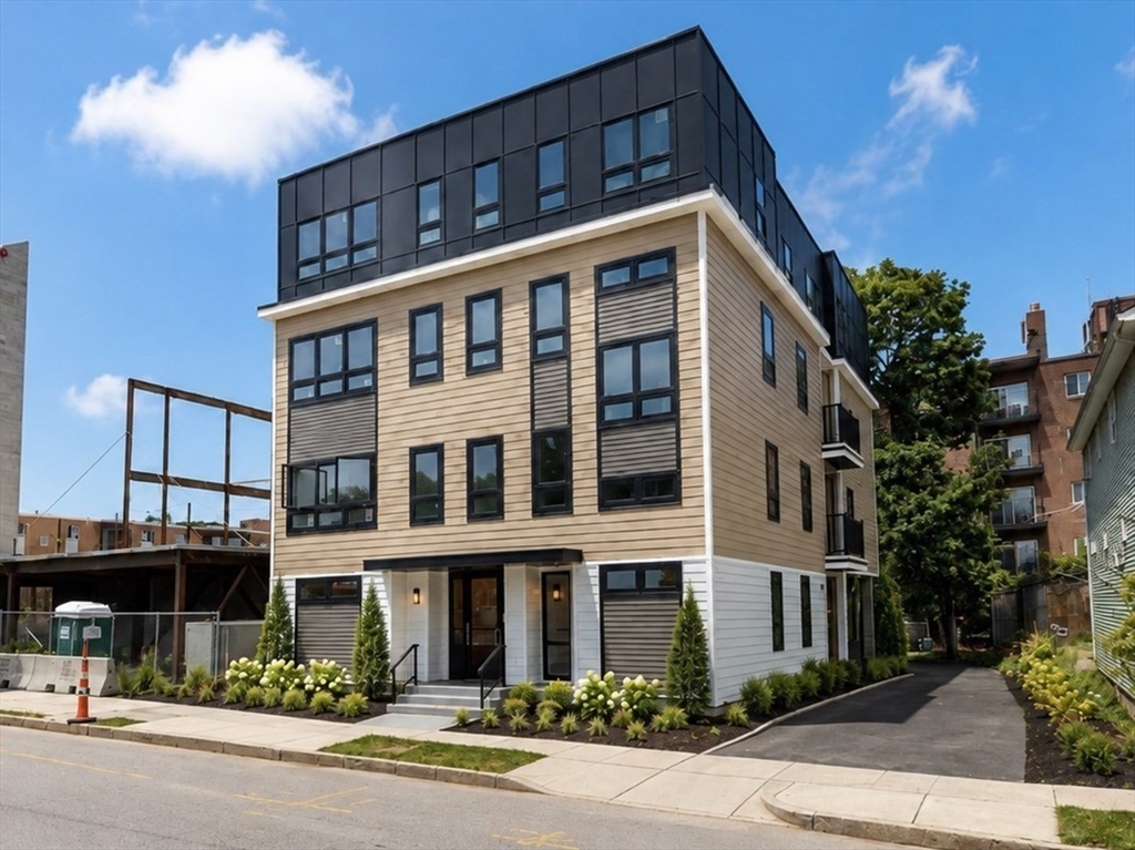820 Hyde Park Ave. # 202 Property Photo 1