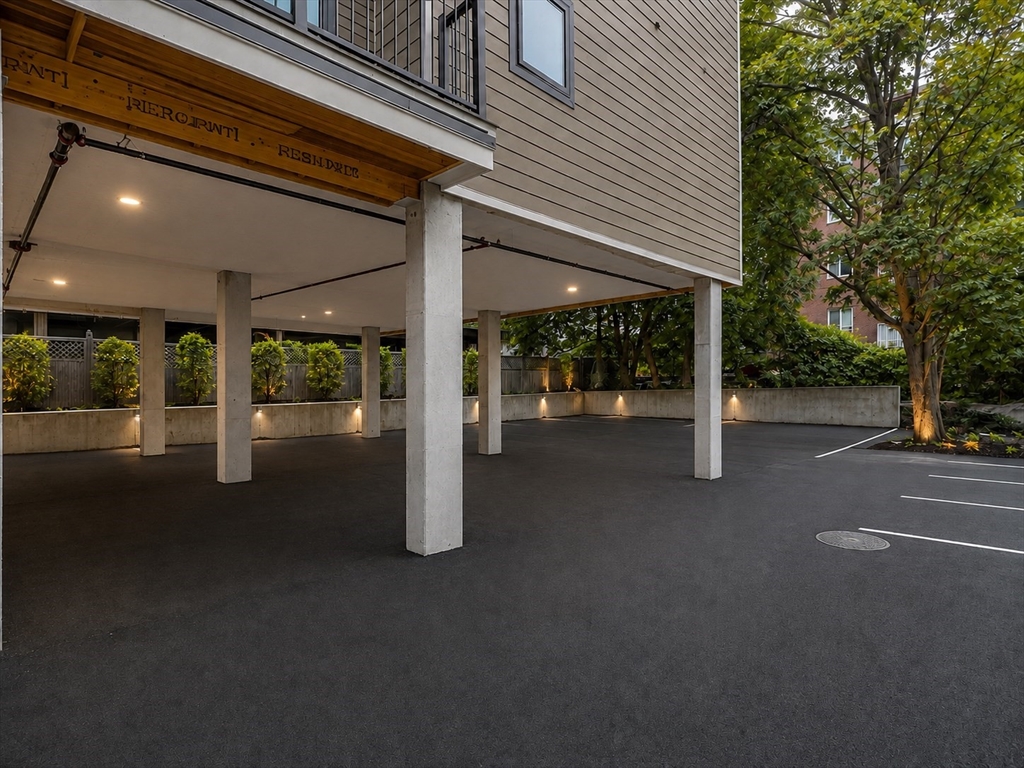 820 Hyde Park Ave. # 202 Property Photo 4