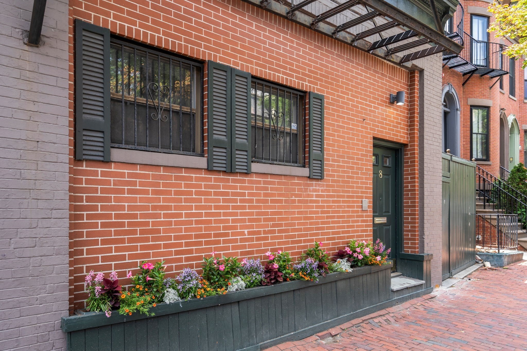 8 Dartmouth Street # 5 Property Photo 1