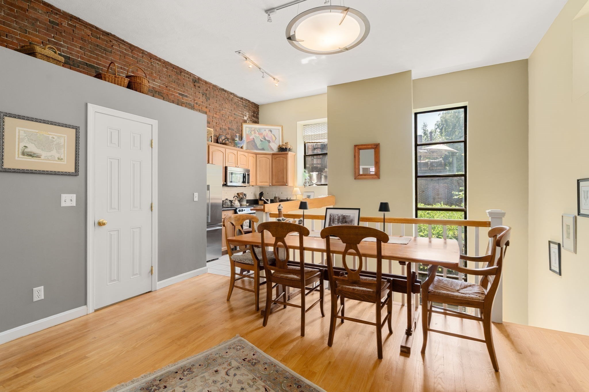 8 Dartmouth Street # 5 Property Photo 6