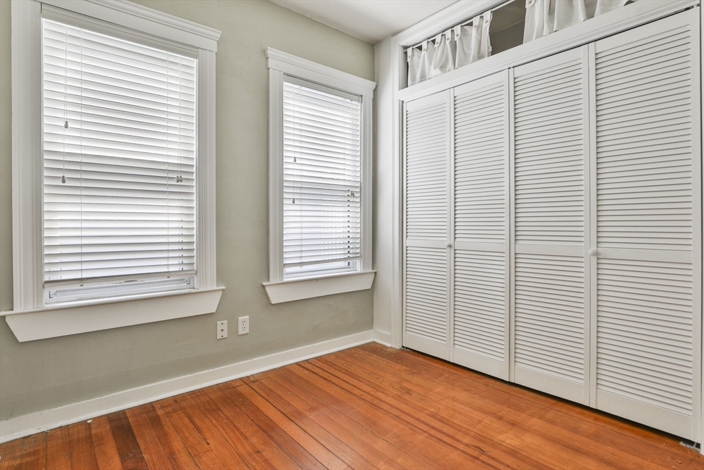 238 Poplar St # 2 Property Photo 10