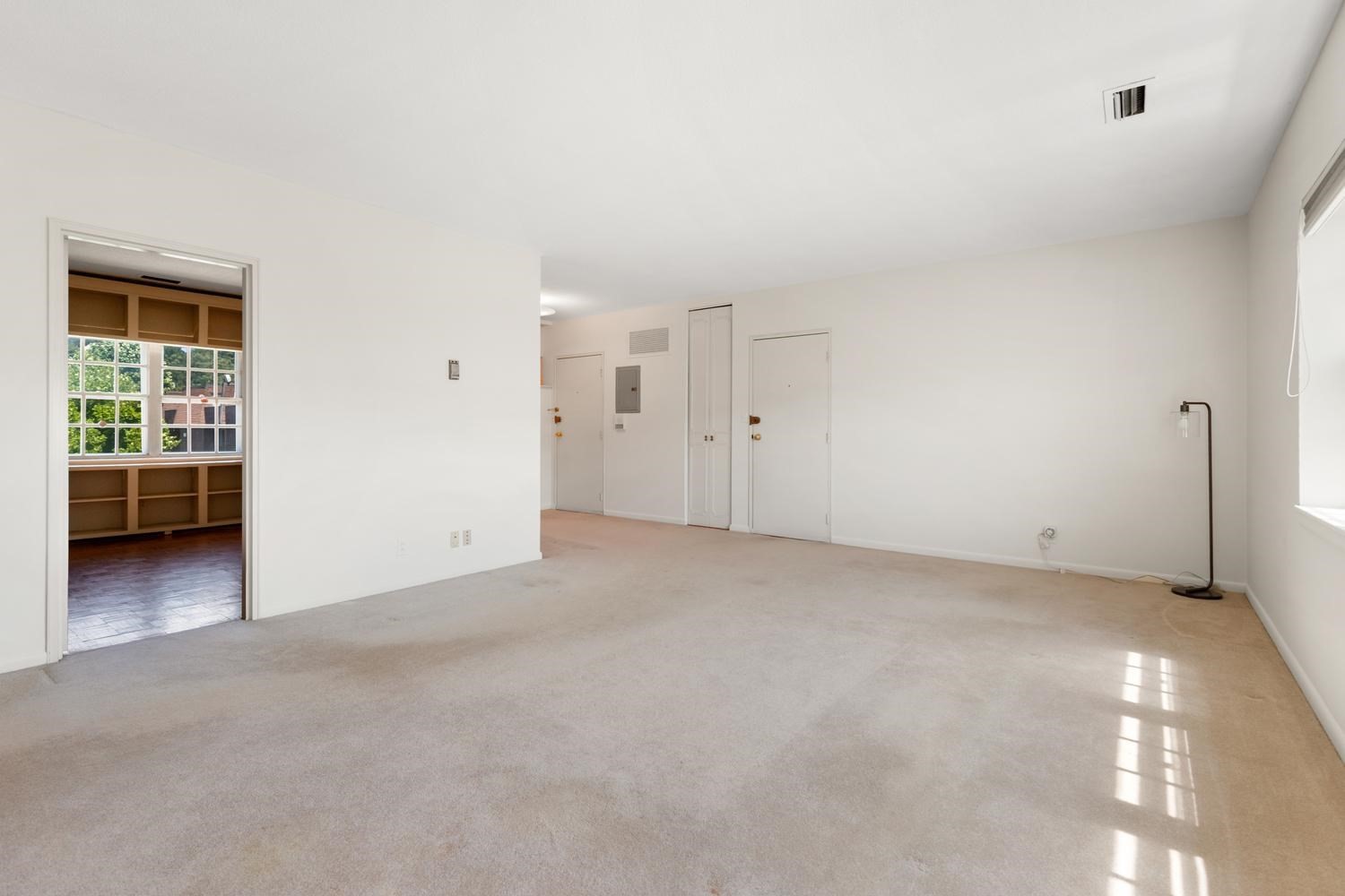 173 Lake Shore Rd # 3 Property Photo 15