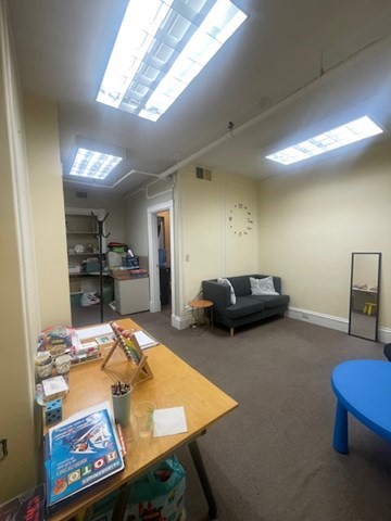 1583 Beacon St # A6 Property Photo 2