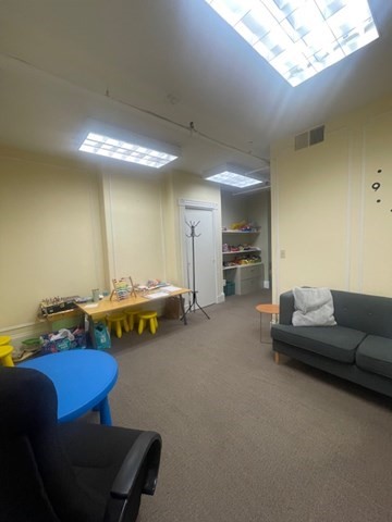 1583 Beacon St # A6 Property Photo 3