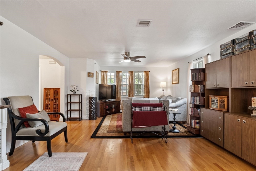 18 Bates # A Property Photo 12