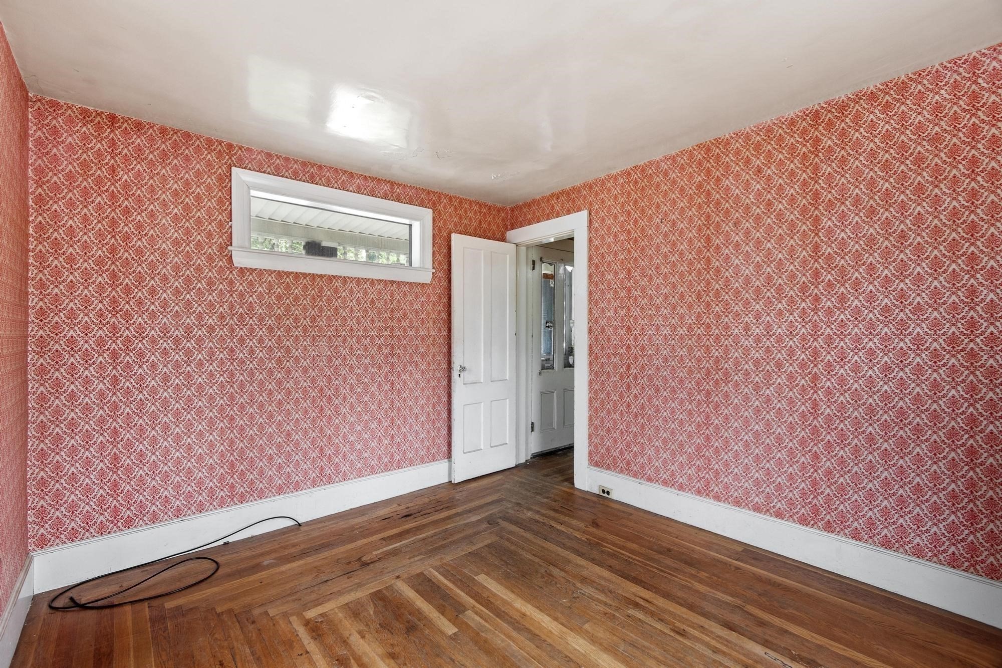 160 Hampshire St Property Photo 33