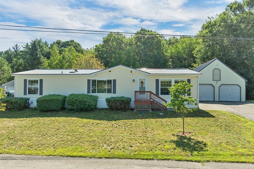 7 Cammett Drive