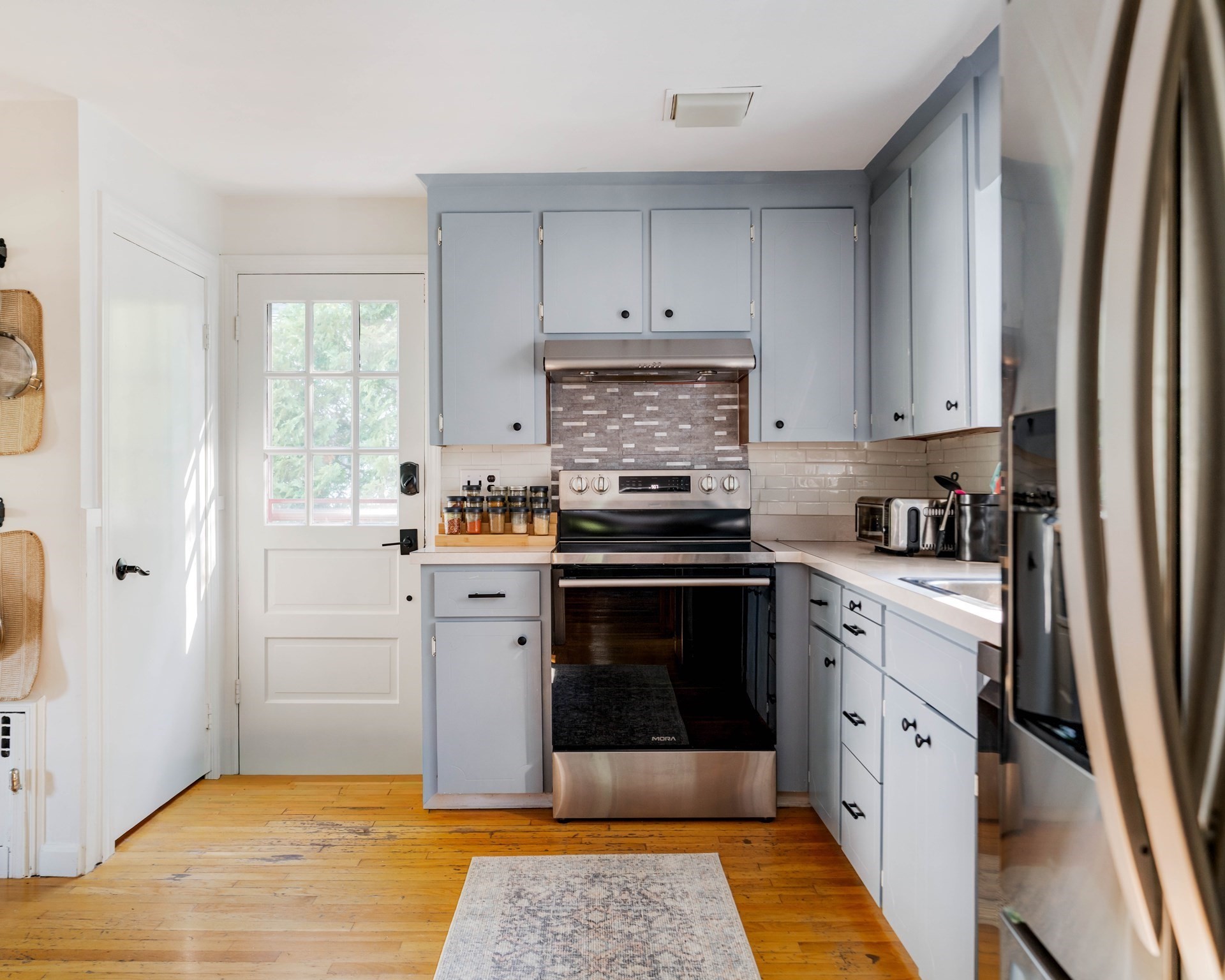 26 Elmwood Ave Property Photo 4
