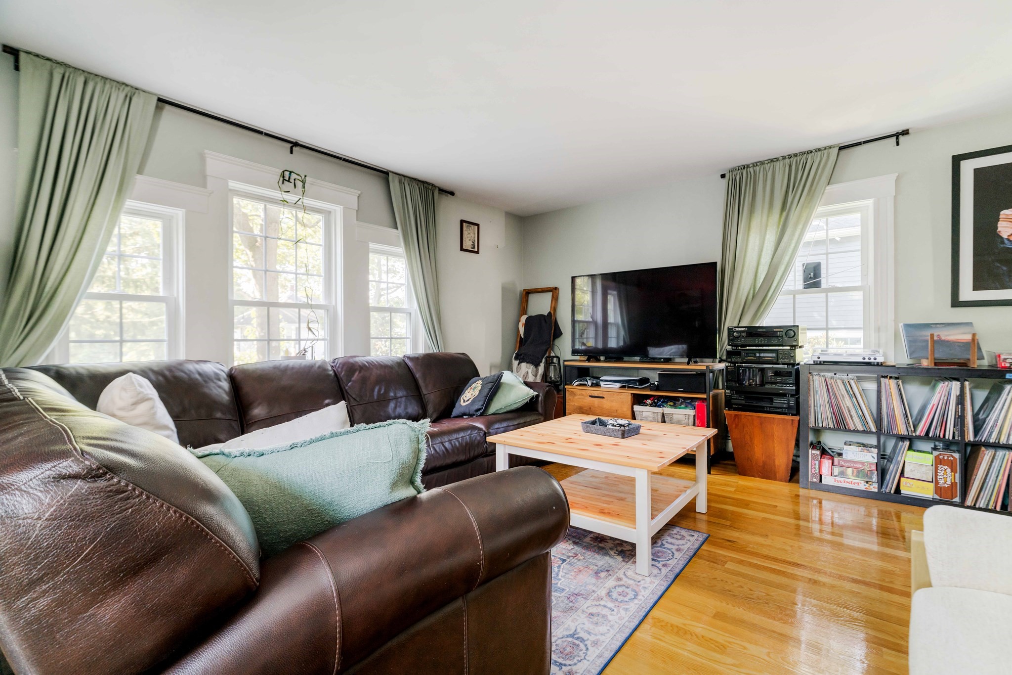 26 Elmwood Ave Property Photo 11