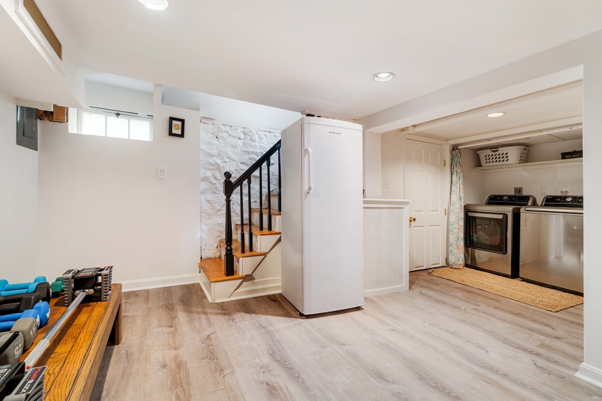 26 Elmwood Ave Property Photo 31