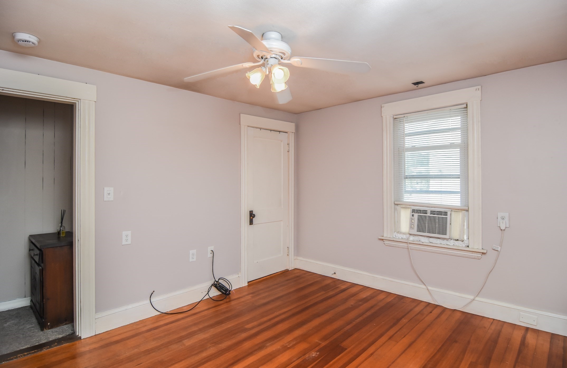 140 Mendon St Property Photo 20