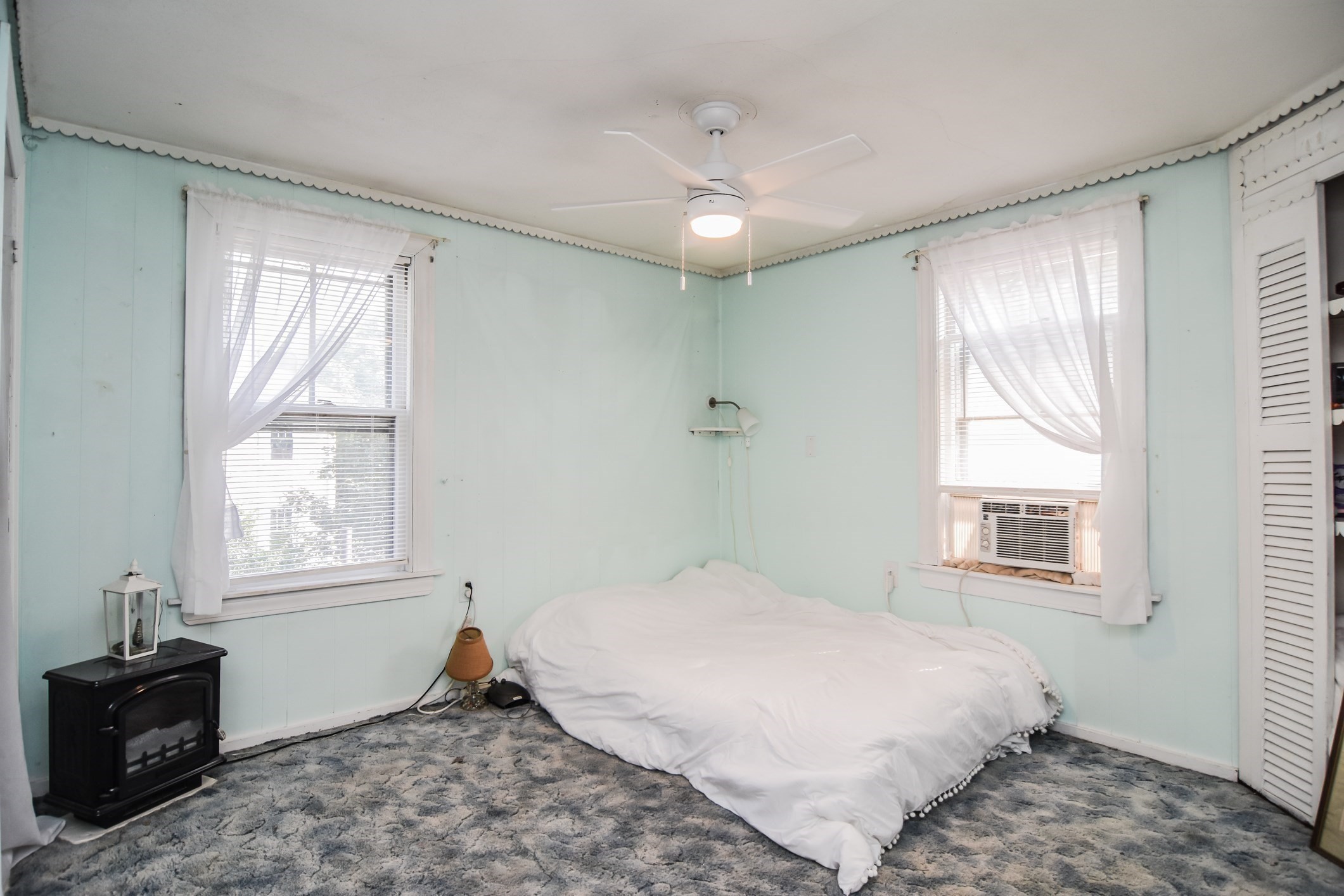 140 Mendon St Property Photo 23