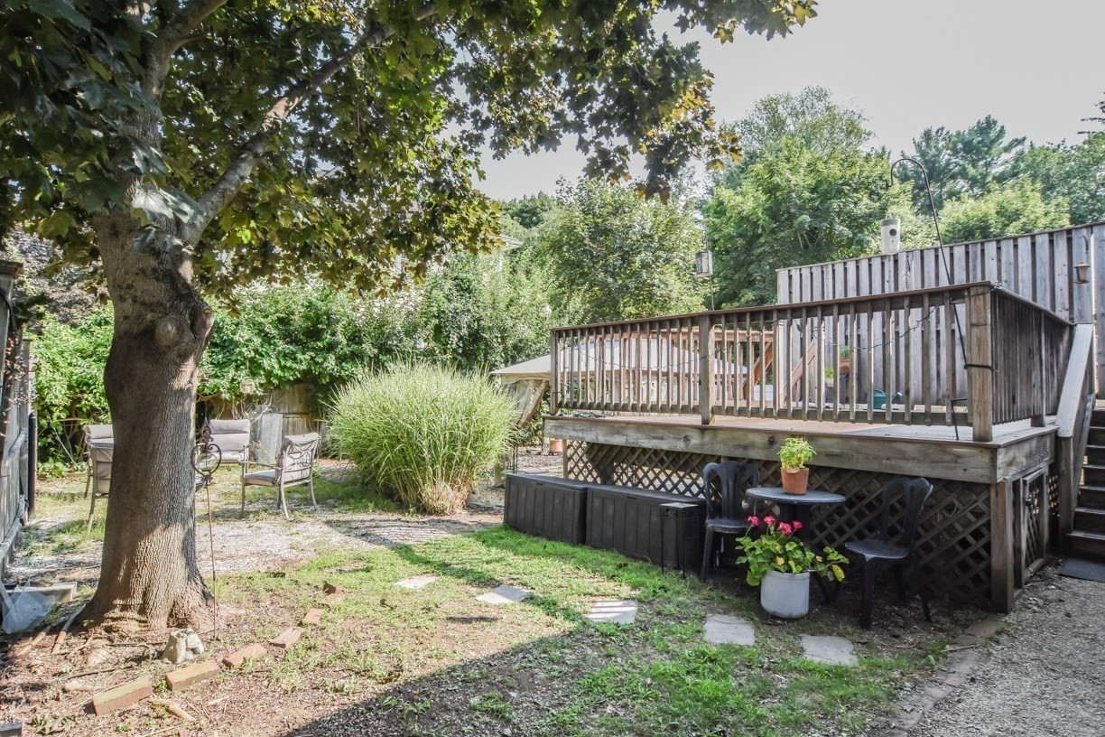 140 Mendon St Property Photo 35
