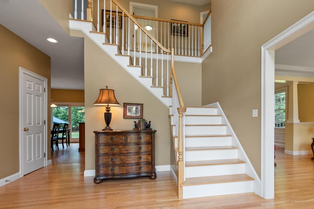 8 Trailside Way Property Photo 7