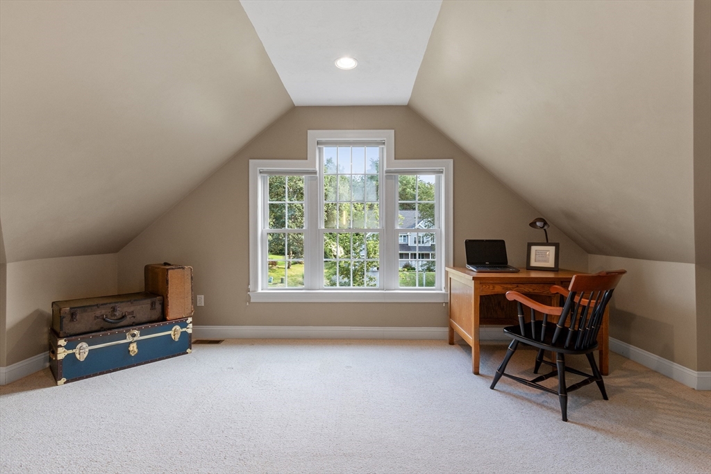 8 Trailside Way Property Photo 25