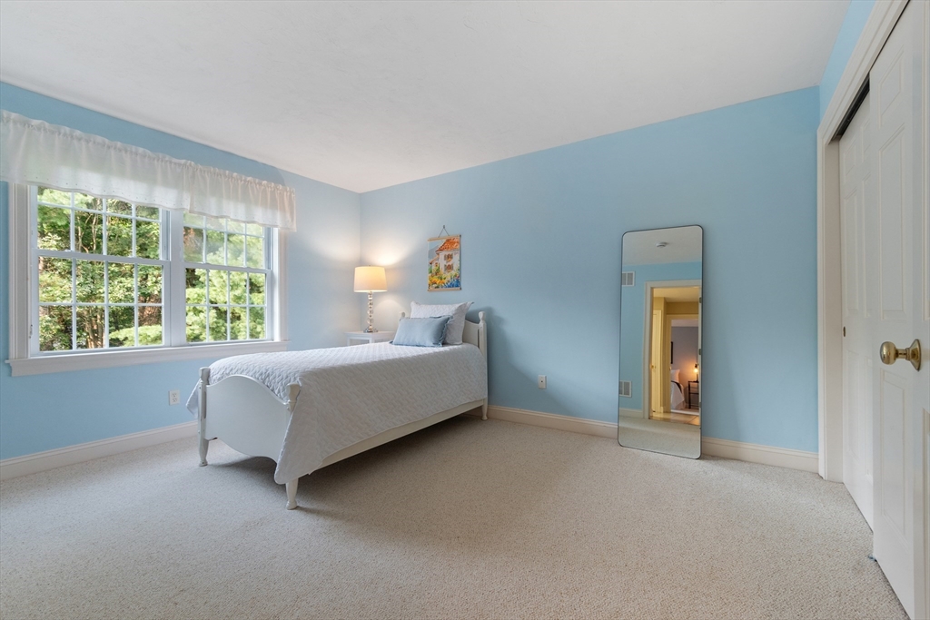 8 Trailside Way Property Photo 28