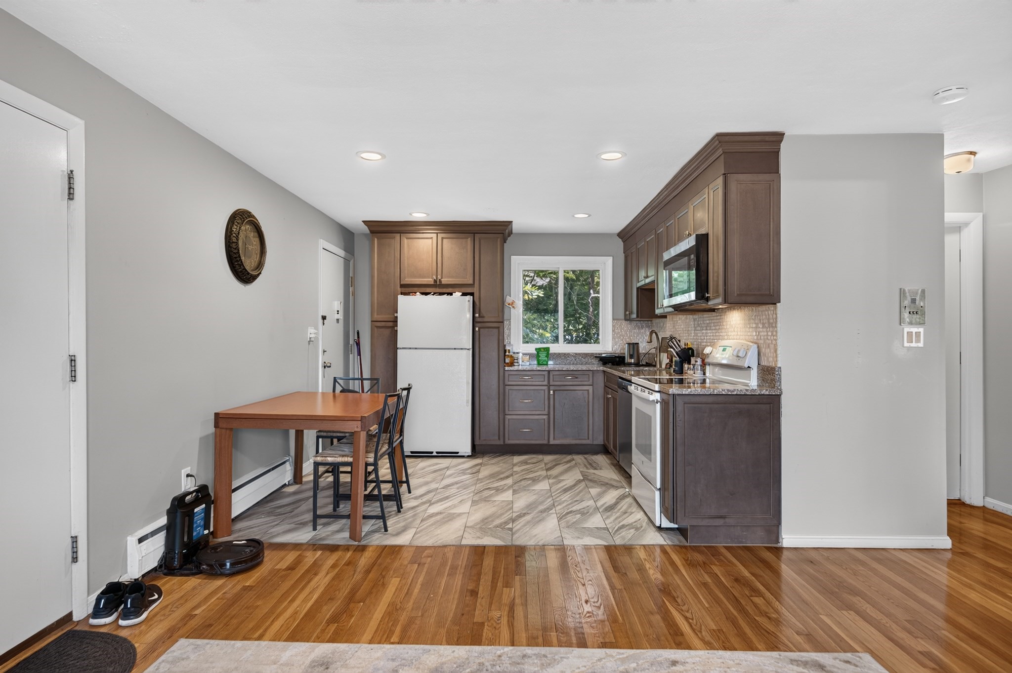30 Jacqueline Road # D Property Photo 5