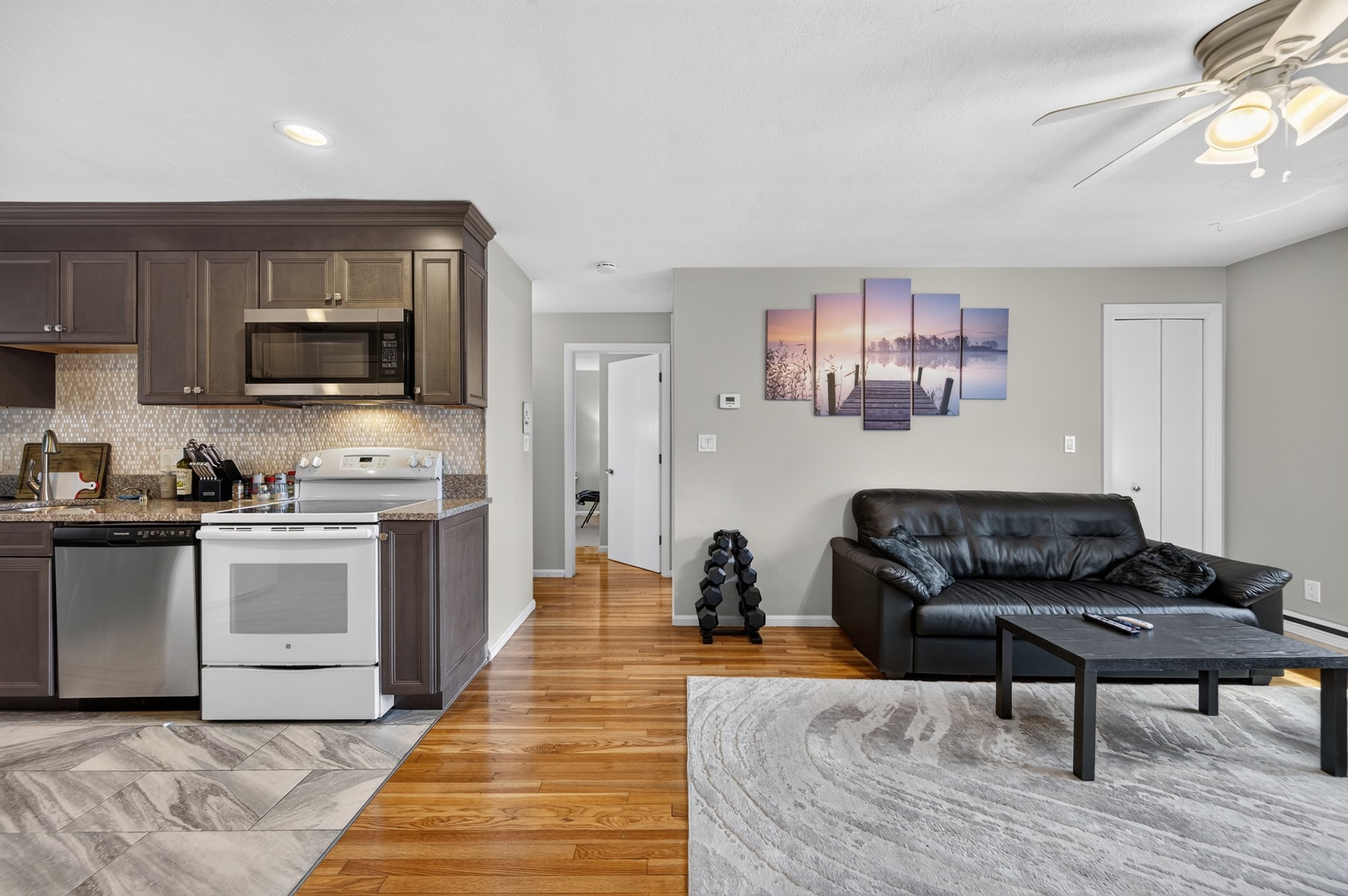 30 Jacqueline Road # D Property Photo 6