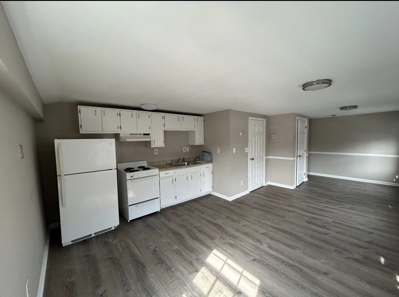 10 Summer St # 2 Property Photo 1