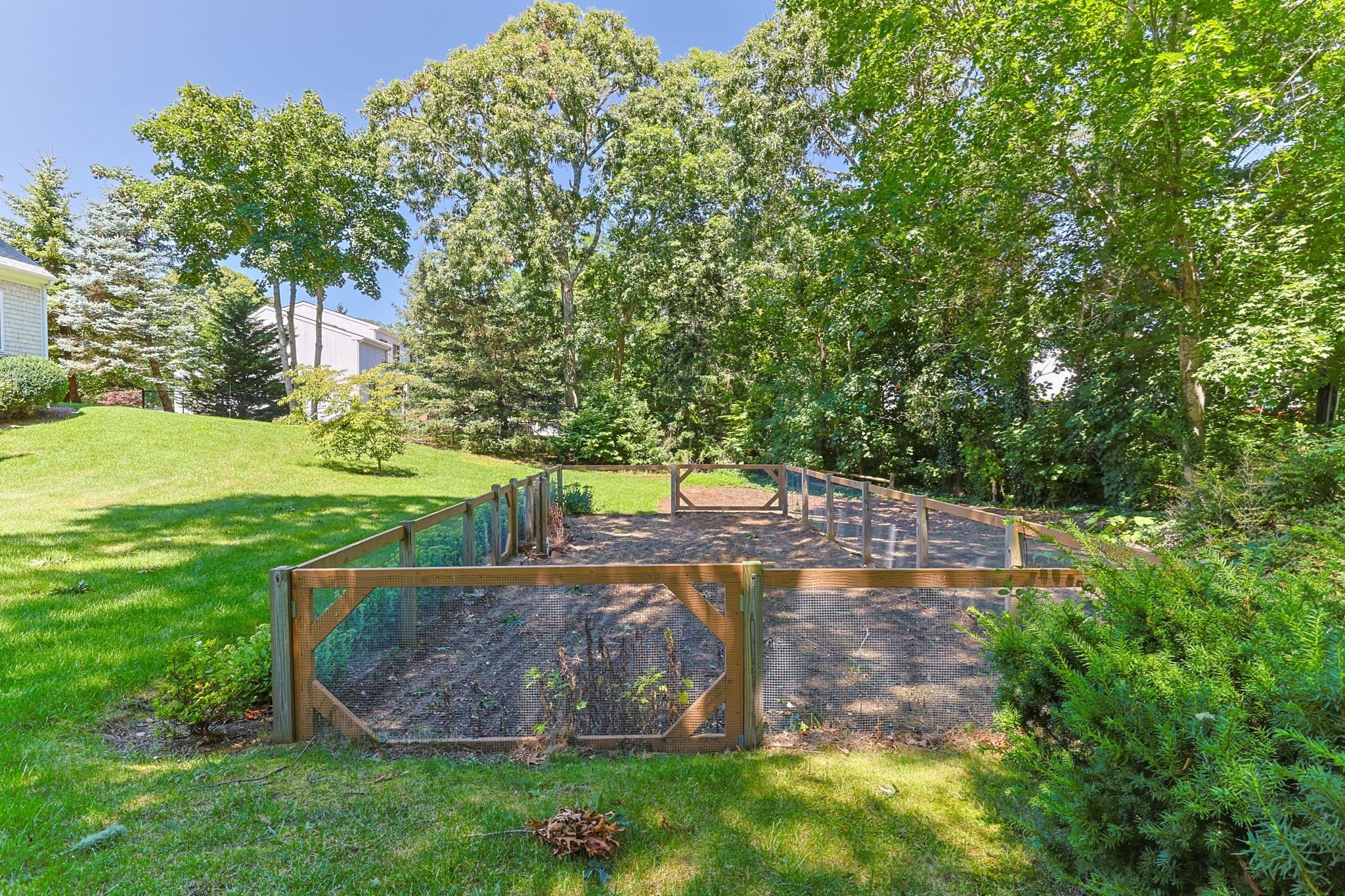 2000 Bridge Rd Property Photo 32