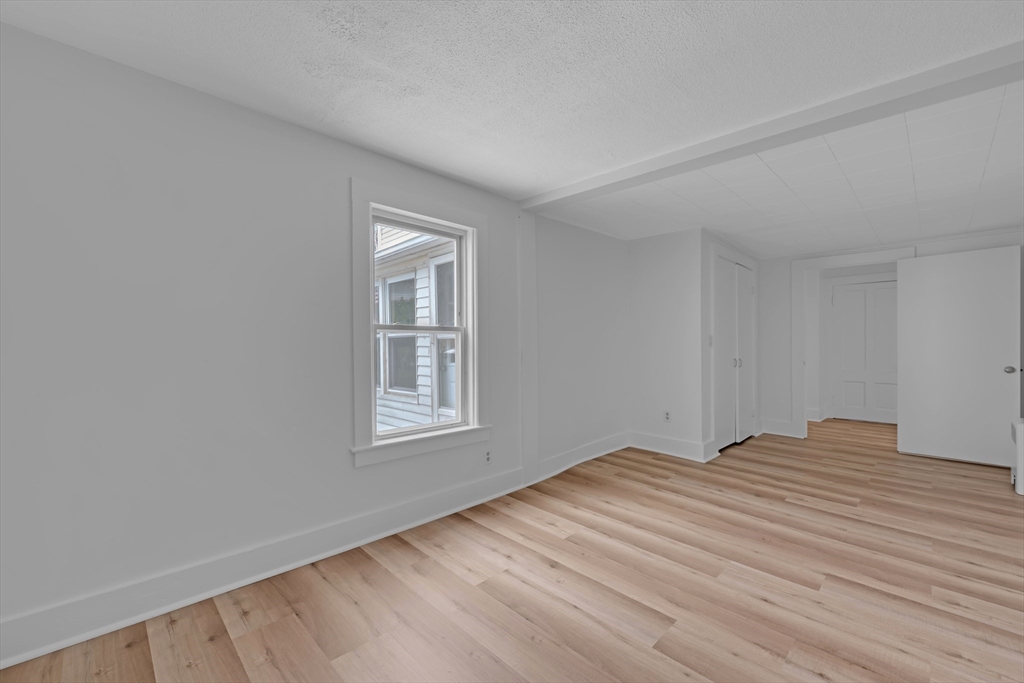 4 Eddy St Property Photo 8