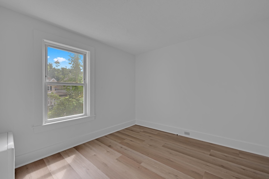 4 Eddy St Property Photo 12