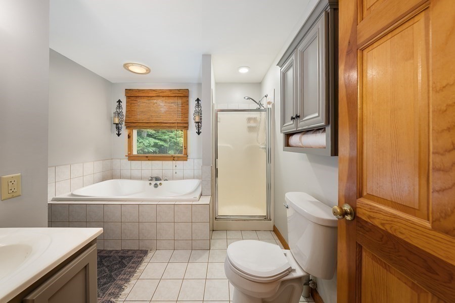 115 River Rd Property Photo 21