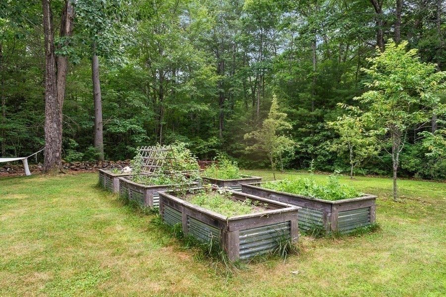 115 River Rd Property Photo 34
