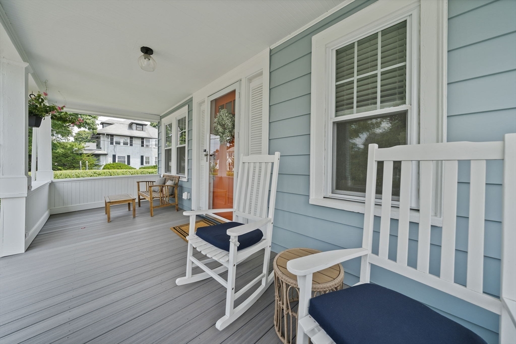 39 Holmes St Property Photo 6